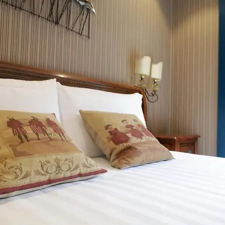 Hermitage Suites-2